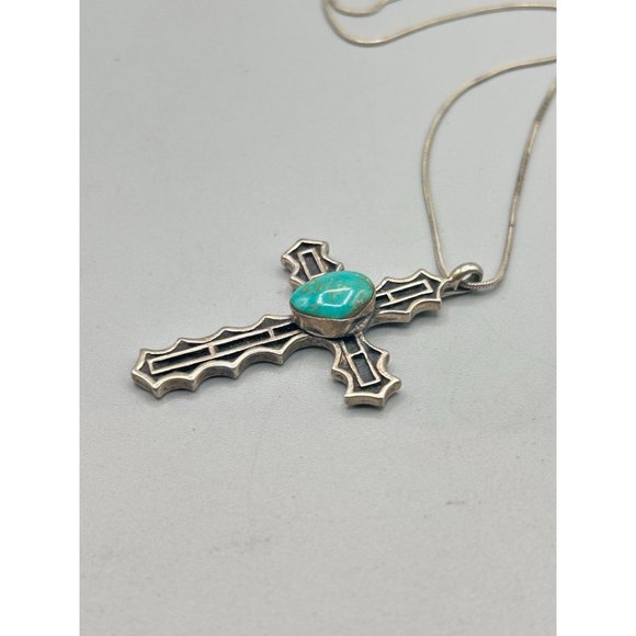 Vintage Sterling Silver & Turquoise Cross Necklace Handcrafted Native Jewelry - Picture 5 of 11